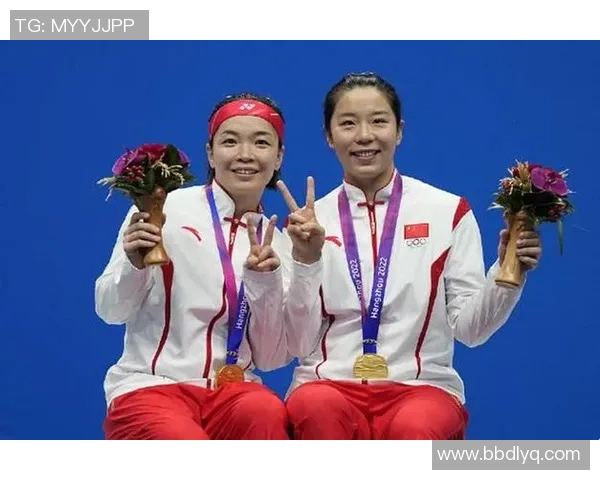 武汉羽毛球队在总决赛积分榜中以97分稳居第一名展现强劲实力